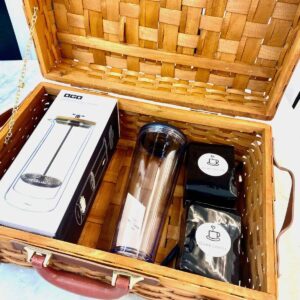 Mughe Gourmet Luxury Gift Box/Hamper for Christmas , Holiday Gift Baskets -  Unique Boxes